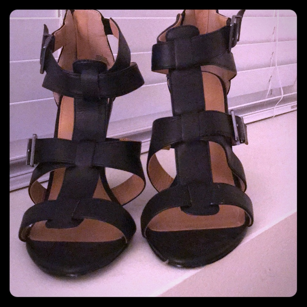 Express Black Strappy Wedges